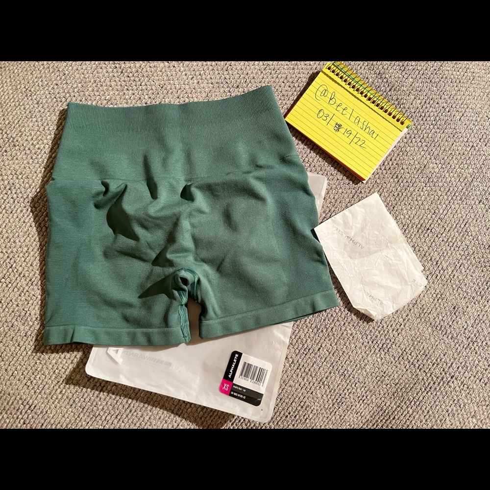 TRADE ONLY! Ivy and Wisteria